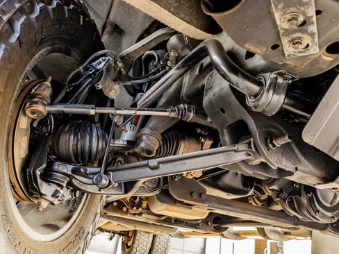 Used 2023 Chevrolet Silverado 3500 High Country w/ Technology Package image 13