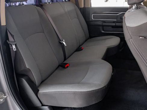 Used 2019 RAM 2500 Big Horn AWD/4WD image 32
