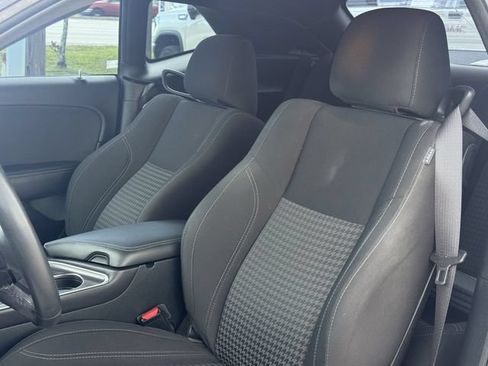 Used 2018 Dodge Challenger SXT RWD image 15