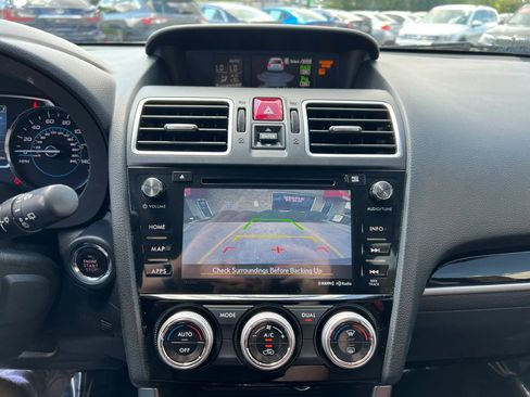 Used 2018 Subaru Forester 2.5i Touring w/ Popular Package #3B AWD/4WD image 17