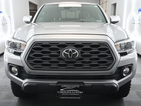 Used 2020 Toyota Tacoma TRD Off-Road image 6