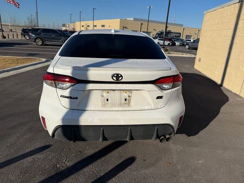 Used 2023 Toyota Corolla SE image 5