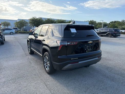 Used 2026 Chevrolet Equinox LT FWD image 3
