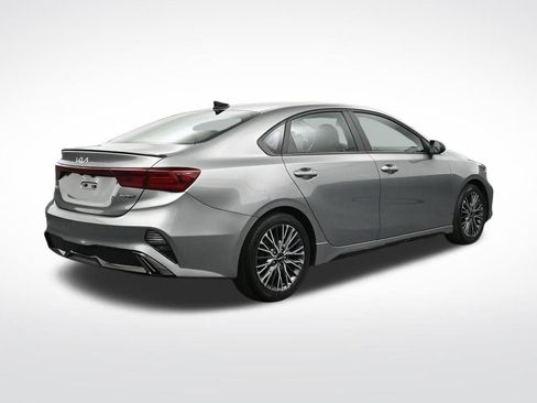 Used 2022 Kia Forte GT-Line w/ GT-Line Premium Package FWD image 5
