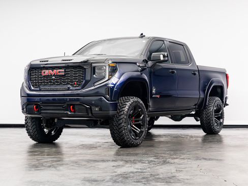 Used 2024 GMC Sierra 1500 AT4 w/ Technology Package AWD/4WD image 7