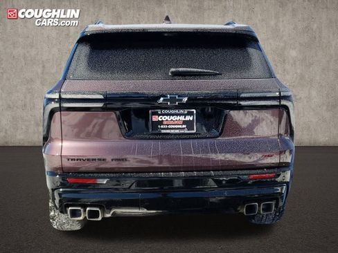 Used 2024 Chevrolet Traverse RS image 4