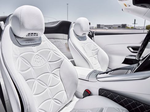 Used 2026 Mercedes-Benz Maybach SL 680 image 42