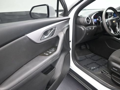 Used 2022 Chevrolet Blazer LT FWD image 10