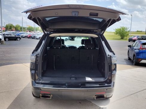 Used 2021 Chevrolet Traverse Premier w/ Redline Edition AWD/4WD image 24