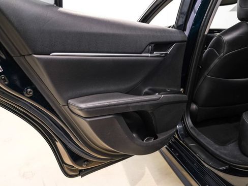 Used 2019 Toyota Camry XSE FWD image 43