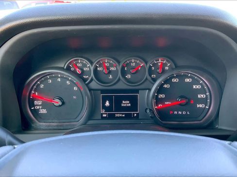 Certified 2022 Chevrolet Silverado 1500 Custom image 24