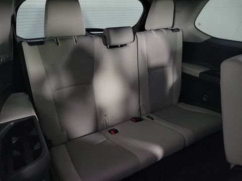 Used 2025 Toyota Grand Highlander FWD image 13