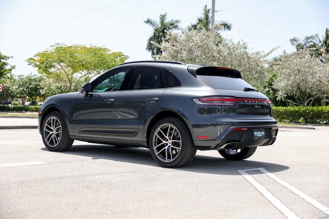 Used 2022 Porsche Macan AWD/4WD image 6