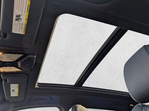 Used 2026 BMW X5 sDrive40i image 16