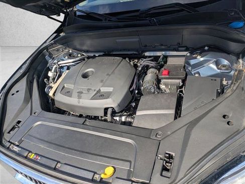 Used 2020 Volvo XC90 T6 Momentum w/ Protection Package AWD/4WD image 25