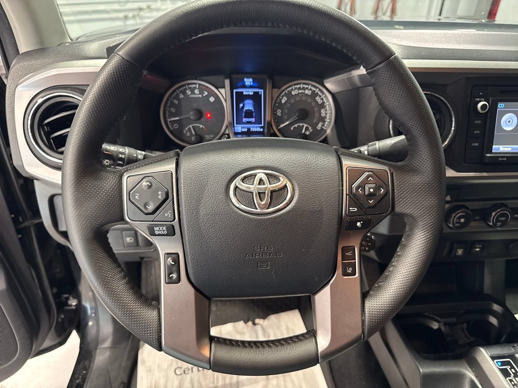 Used 2019 Toyota Tacoma SR5 RWD image 5