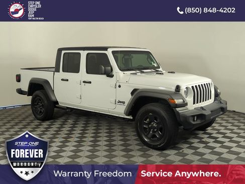 Used 2021 Jeep Gladiator Sport w/ Trailer Tow Package AWD/4WD image 8