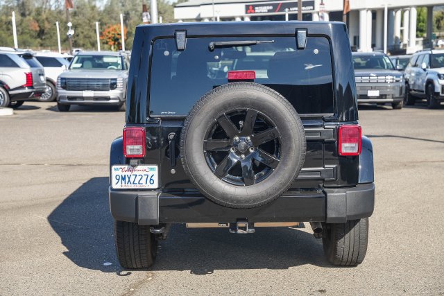 Used 2014 Jeep Wrangler Unlimited Sahara AWD/4WD image 4