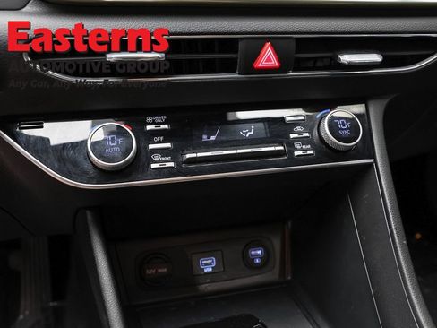 Used 2022 Hyundai Sonata Blue FWD image 20