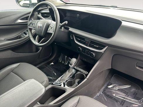 Used 2025 Buick Encore GX Preferred AWD/4WD image 27