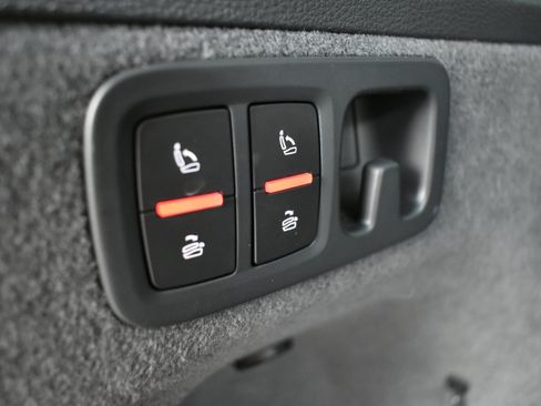 Used 2018 Audi Q7 3.0T Prestige w/ Prestige Package image 51