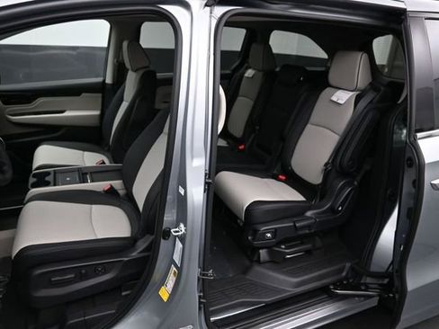 New 2026 Honda Odyssey Elite image 19
