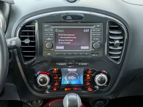 Used 2013 Nissan Juke SL image 18