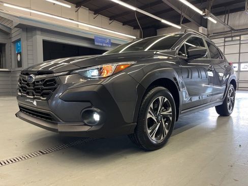 Certified 2024 Subaru Crosstrek 2.0i Premium image 3