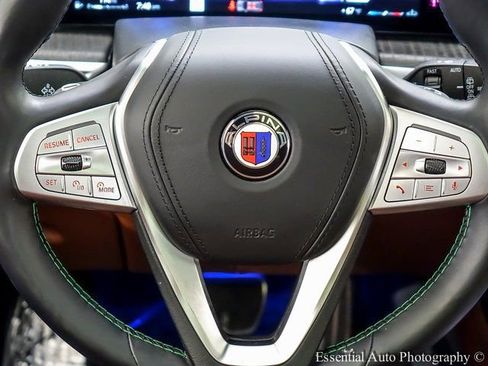 Used 2025 BMW ALPINA XB7 image 21