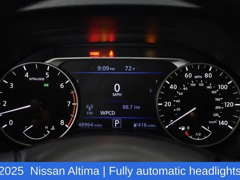 Used 2025 Nissan Altima 2.5 SV FWD image 13