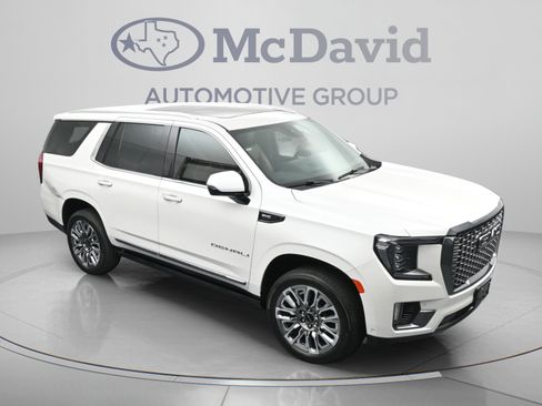 Used 2024 GMC Yukon Denali Ultimate AWD/4WD image 34
