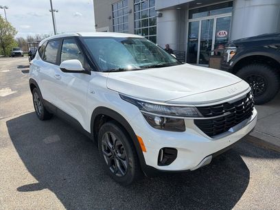 Certified 2024 Kia Seltos LX