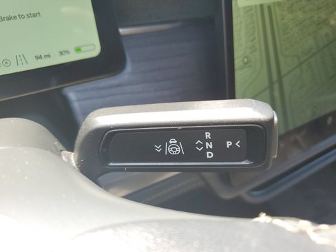 Used 2024 Rivian R1T Adventure AWD/4WD image 25
