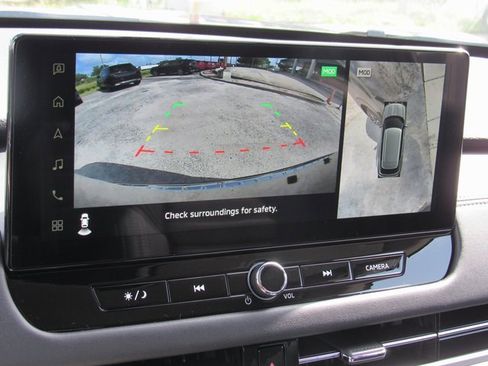 New 2025 Mitsubishi Outlander SE image 17