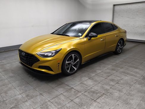 Used 2021 Hyundai Sonata SEL Plus w/ Tech Package image 2