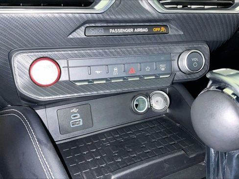 Used 2024 Ford Mustang GT Premium image 32