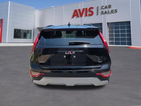 Used 2025 Kia Niro LX FWD image 7