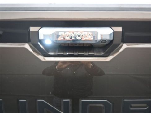 Used 2023 Toyota Tundra Limited image 16