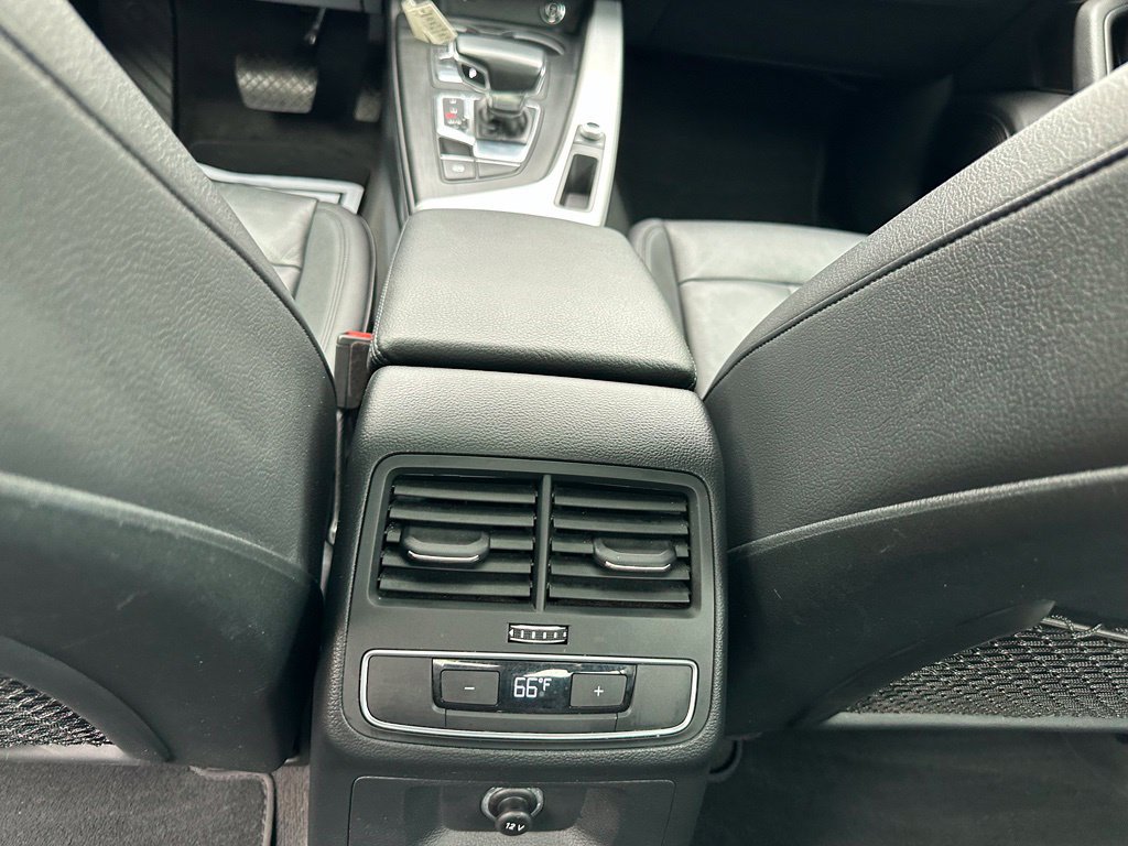 Used 2018 Audi A4 2.0T Premium Plus AWD/4WD image 15