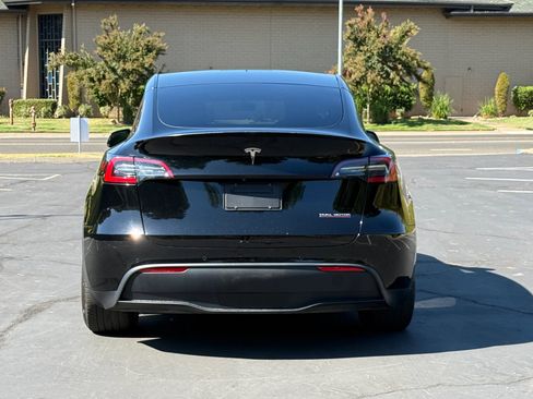 Used 2020 Tesla Model Y Performance image 6