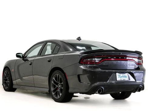 Used 2022 Dodge Charger Scat Pack w/ Harman/Kardon Audio Group RWD image 8