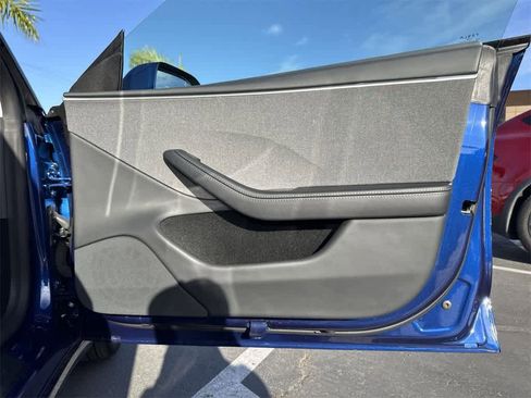 Used 2025 Tesla Model 3 Long Range image 40