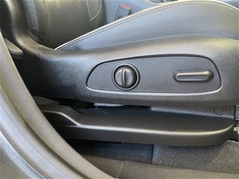 Used 2019 GMC Terrain Denali w/ Driver Alert Package II image 28