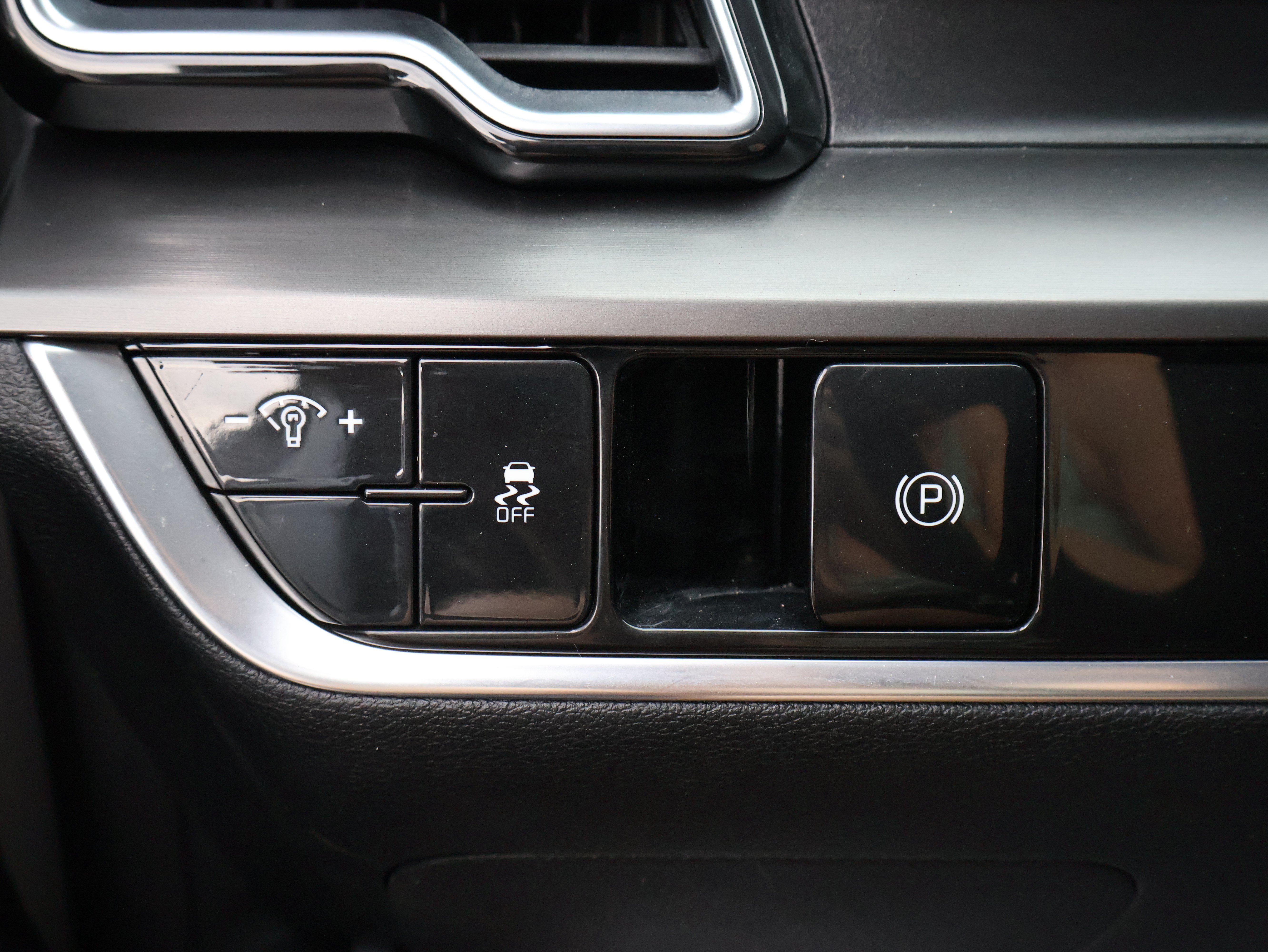 Used 2024 Kia Sportage EX FWD image 34