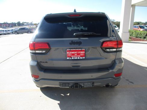 Used 2019 Jeep Grand Cherokee Altitude image 9