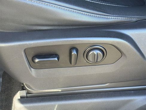 Used 2021 Chevrolet Silverado 1500 LT Trail Boss w/ Convenience Package II image 22