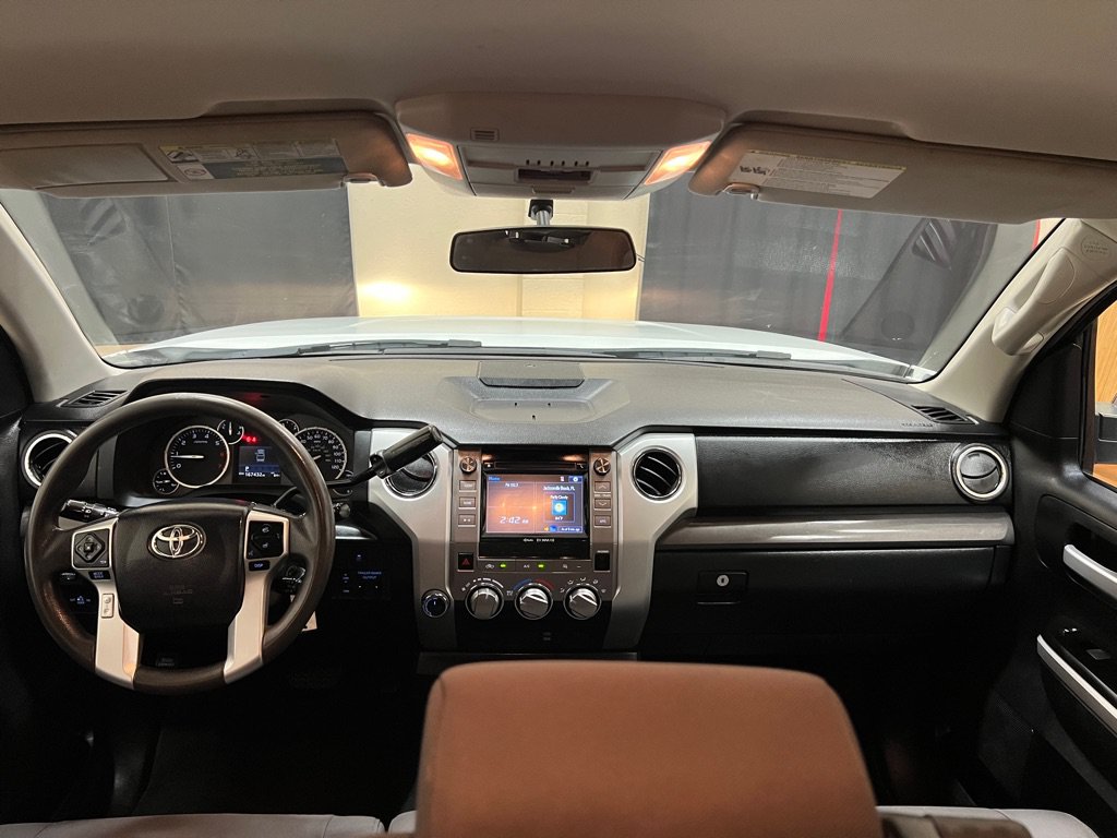 Used 2017 Toyota Tundra SR5 AWD/4WD image 13