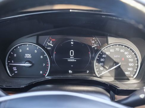 Used 2019 Cadillac XT5 Platinum image 25