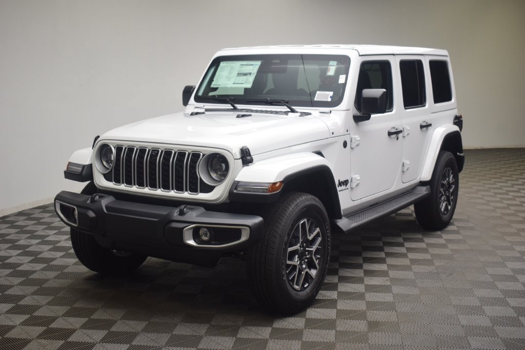 New 2026 Jeep Wrangler Unlimited Sahara AWD/4WD image 15
