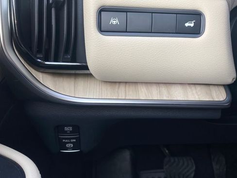 New 2026 Nissan Armada Platinum image 15